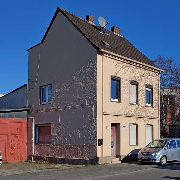 Datei:Sigwinstrasse 21 von links 2023.jpg